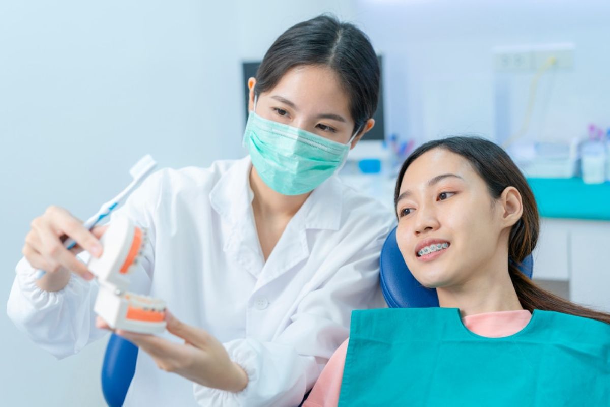 Featured image for “When Is the Right Time to Book Your First Orthodontic Appointment?”