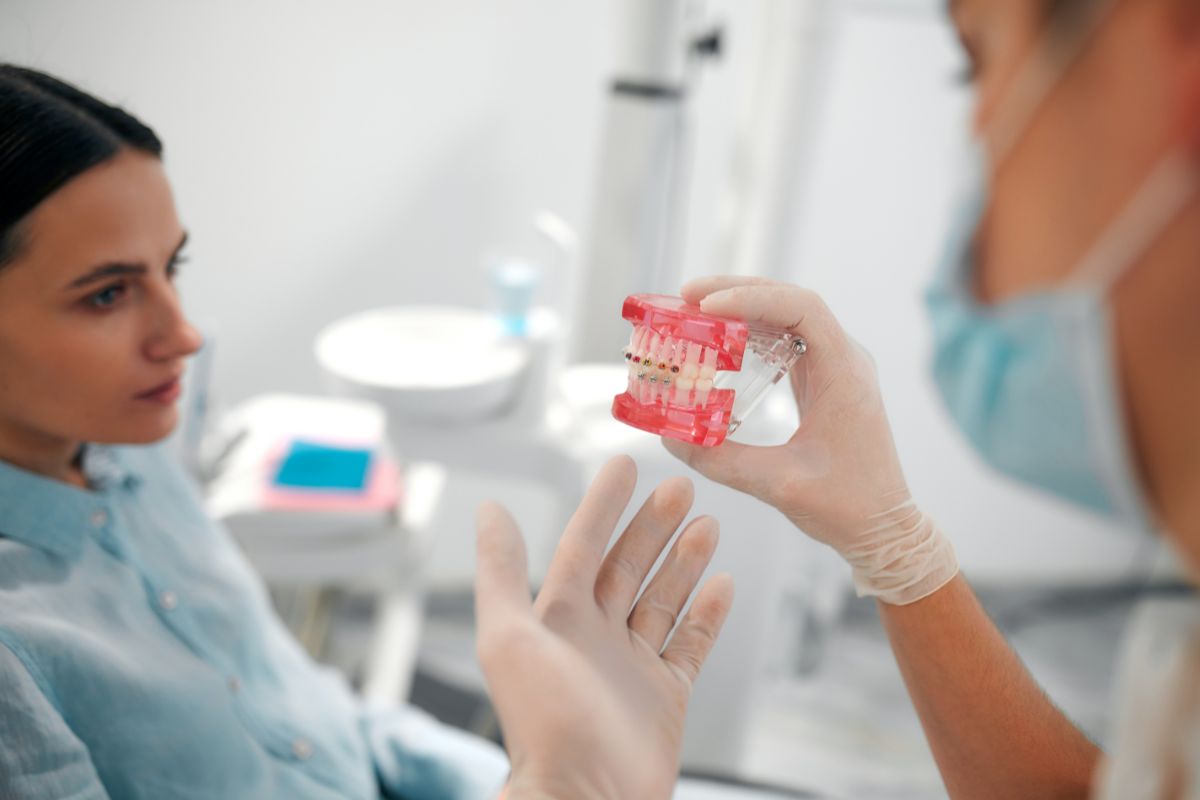 Featured image for “4 Reasons to See a Local Orthodontist for Your Treatment”